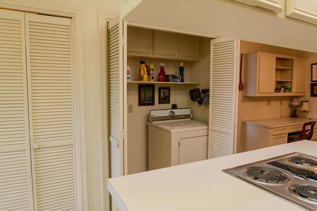 6820 Cypress PT N 6, Austin, TX 78746