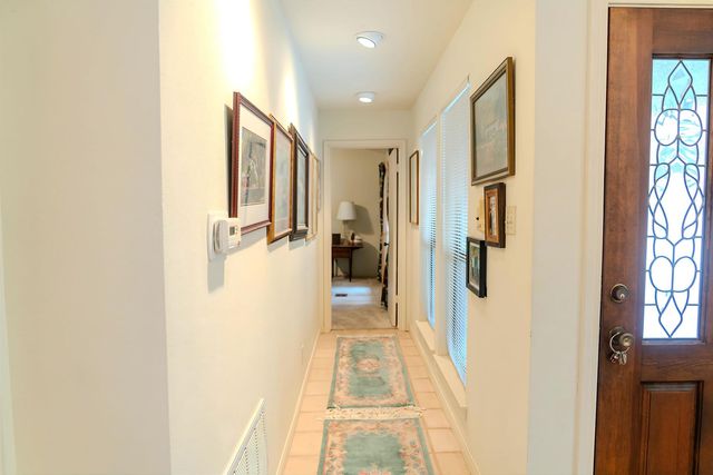 6820 Cypress PT N 6, Austin, TX 78746