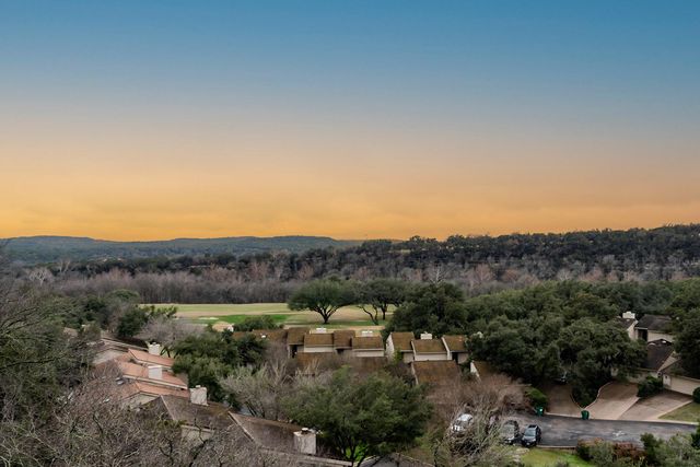 6820 Cypress PT N 6, Austin, TX 78746