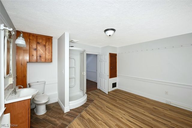 2559 Raber Road, Uniontown, OH 44685