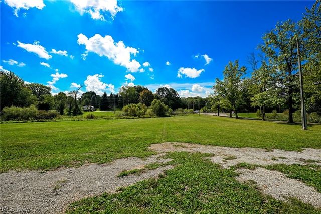 2559 Raber Road, Uniontown, OH 44685