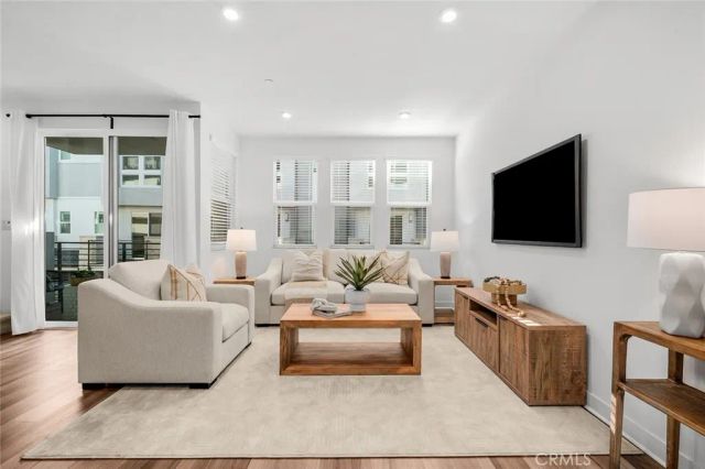 1531 W W Cara Dr, Anaheim, CA 92805