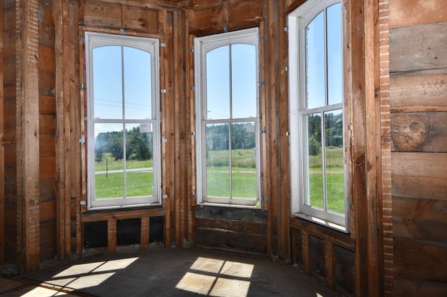 249 Point Road, Willsboro, NY 12996