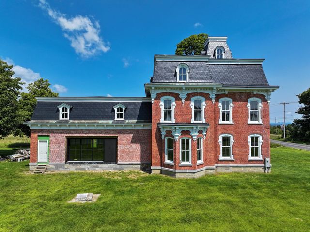 249 Point Road, Willsboro, NY 12996