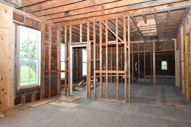 249 Point Road, Willsboro, NY 12996