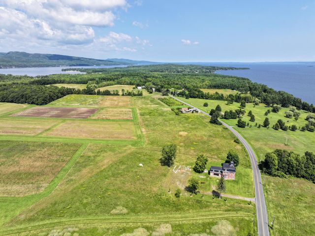 249 Point Road, Willsboro, NY 12996