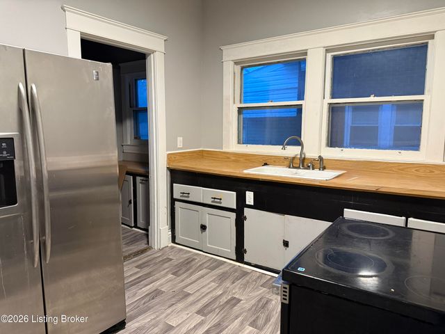 1024 Cecil Ave, Louisville, KY 40211