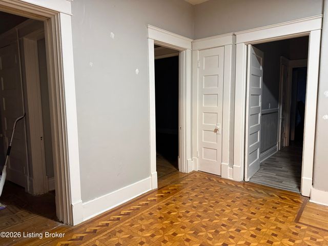 1024 Cecil Ave, Louisville, KY 40211
