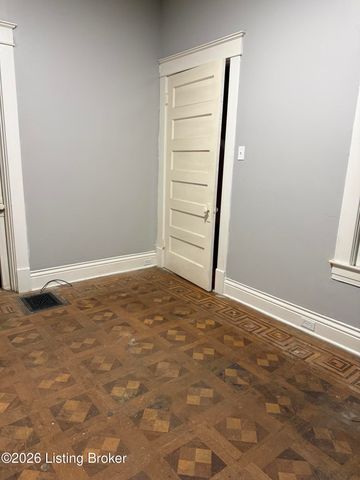 1024 Cecil Ave, Louisville, KY 40211