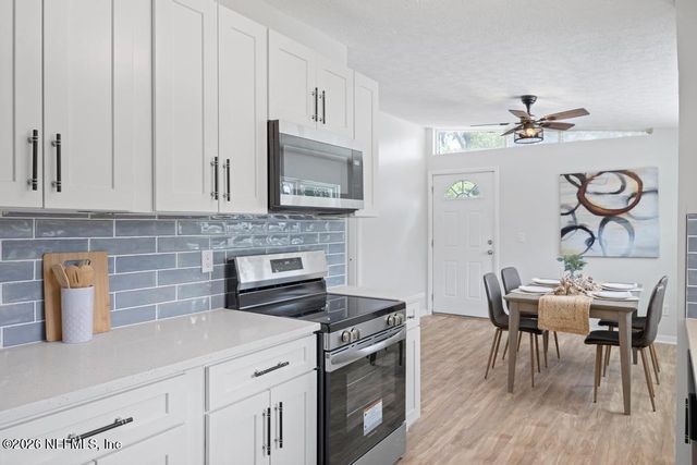 950 WESTGATE Drive, Jacksonville, FL 32221