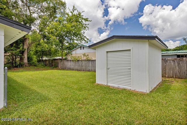 950 WESTGATE Drive, Jacksonville, FL 32221