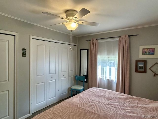 516 Clinton, Howell, MI 48843