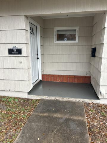 118 Tarpon Avenue, Galveston, TX 77550