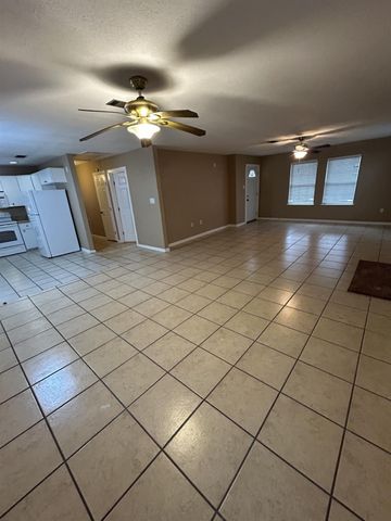 118 Tarpon Avenue, Galveston, TX 77550