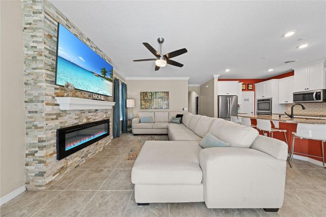 2414 HASTINGS BOULEVARD, Clermont, FL 34711