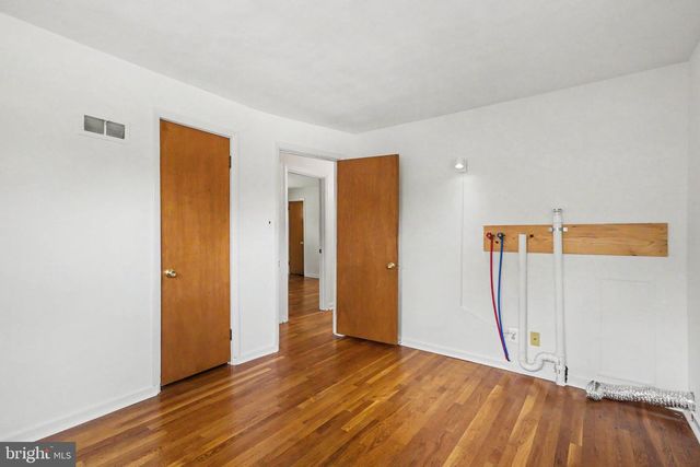 44 OAK AVE, Camp Hill, PA 17011