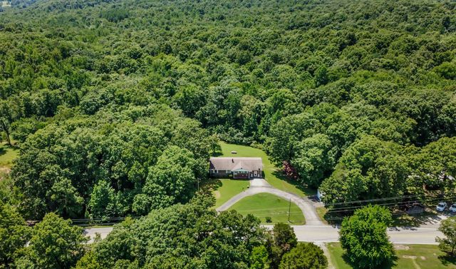 931 Bumpus Mills Rd, Dover, TN 37058