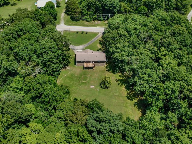 931 Bumpus Mills Rd, Dover, TN 37058