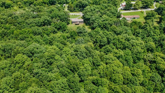 931 Bumpus Mills Rd, Dover, TN 37058
