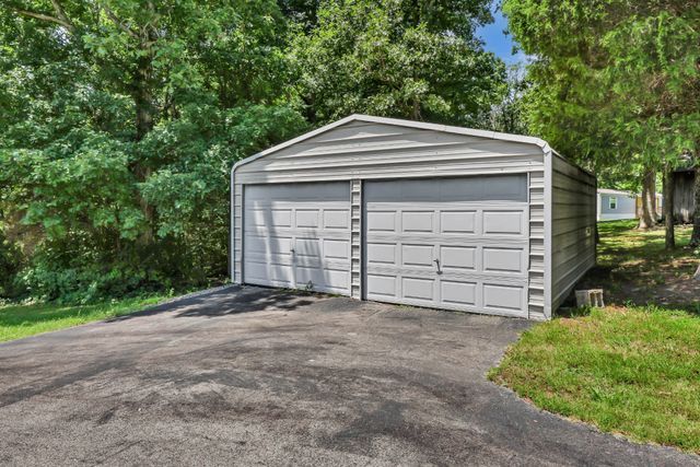 931 Bumpus Mills Rd, Dover, TN 37058