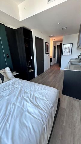 20 NE 11 2212a 2212A, Miami, FL 33132