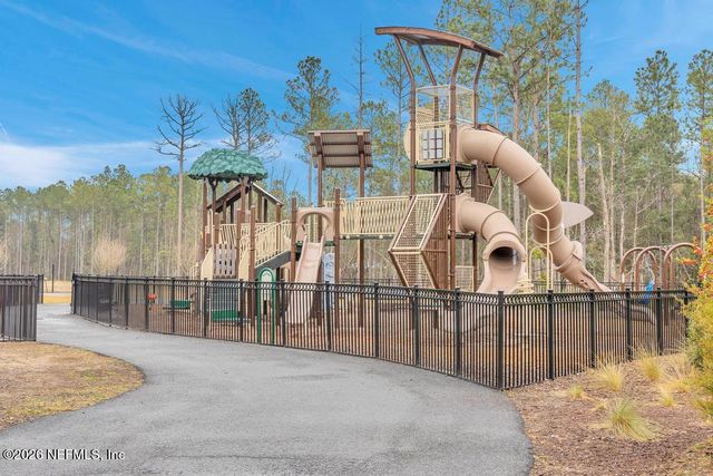 86178 MAINLINE Road, Yulee, FL 32097