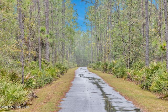 86178 MAINLINE Road, Yulee, FL 32097