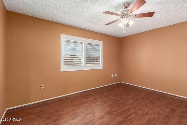 9430 W ARROWHEAD Drive, Sun City, AZ 85351