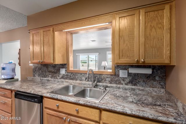 9430 W ARROWHEAD Drive, Sun City, AZ 85351