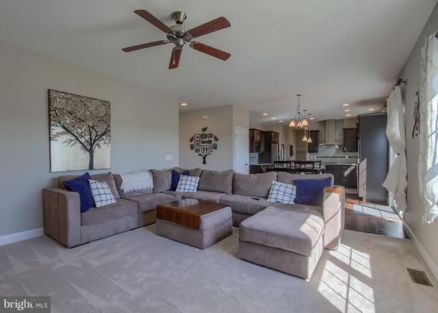 2702 BOX ELDER CT, Harrisburg, PA 17112