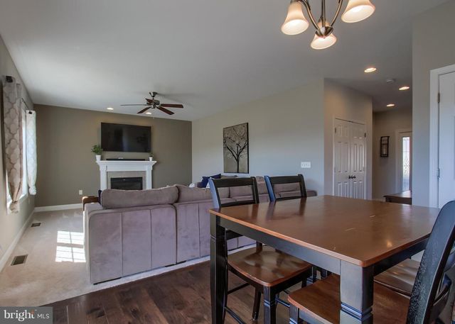 2702 BOX ELDER CT, Harrisburg, PA 17112