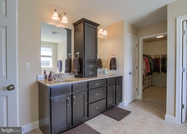 2702 BOX ELDER CT, Harrisburg, PA 17112