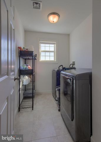 2702 BOX ELDER CT, Harrisburg, PA 17112