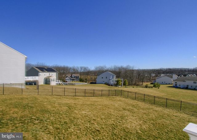 2702 BOX ELDER CT, Harrisburg, PA 17112