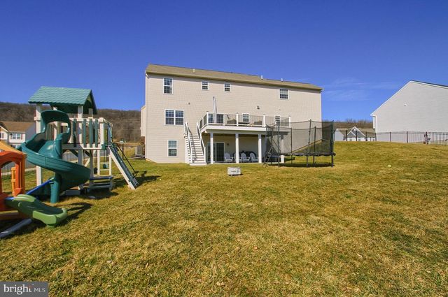 2702 BOX ELDER CT, Harrisburg, PA 17112