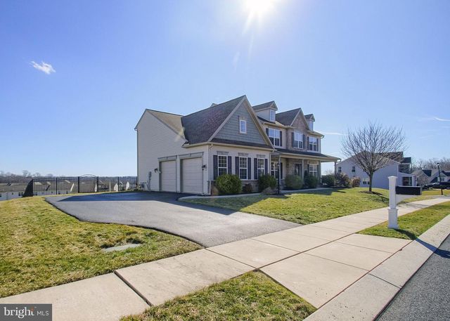 2702 BOX ELDER CT, Harrisburg, PA 17112