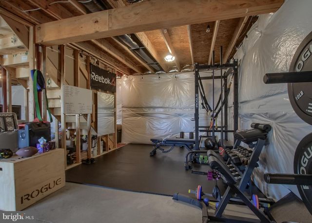 2702 BOX ELDER CT, Harrisburg, PA 17112