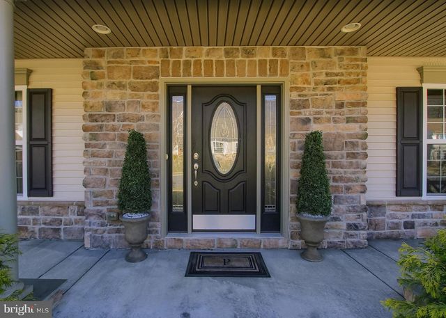 2702 BOX ELDER CT, Harrisburg, PA 17112