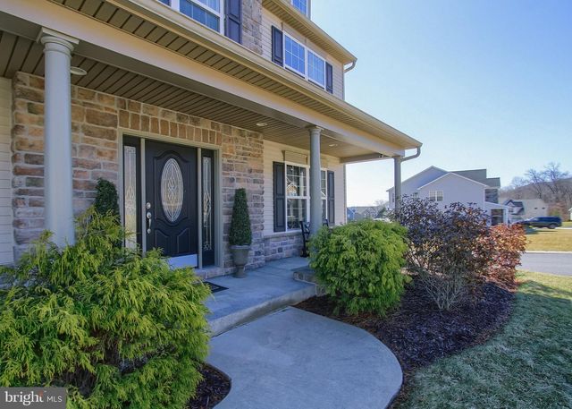 2702 BOX ELDER CT, Harrisburg, PA 17112