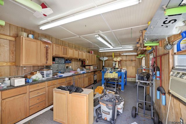 18029 Holly Ridge Dr, Hammond, LA 70403