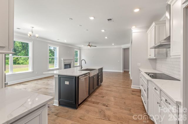 000 Pinnacle Parkway, Union Mills, NC 28167