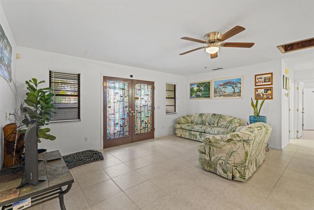 1915 Eucalyptus Avenue, Fort Pierce, FL 34949