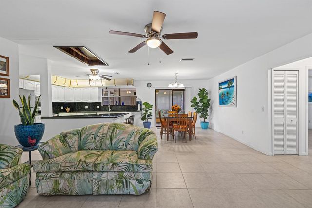 1915 Eucalyptus Avenue, Fort Pierce, FL 34949