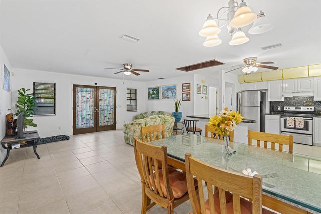 1915 Eucalyptus Avenue, Fort Pierce, FL 34949