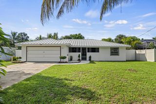 1915 Eucalyptus Avenue, Fort Pierce, FL 34949