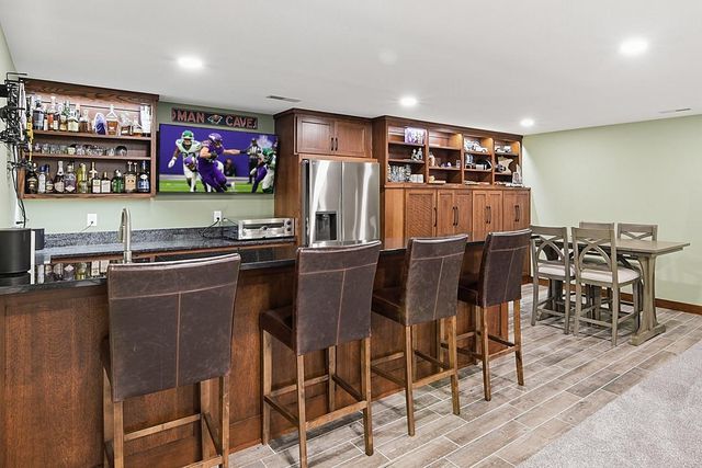 11 Moon Circle, Saint Cloud, MN 56301