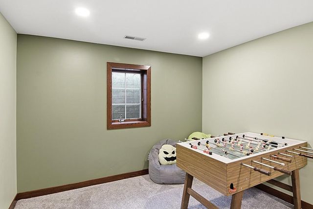 11 Moon Circle, Saint Cloud, MN 56301