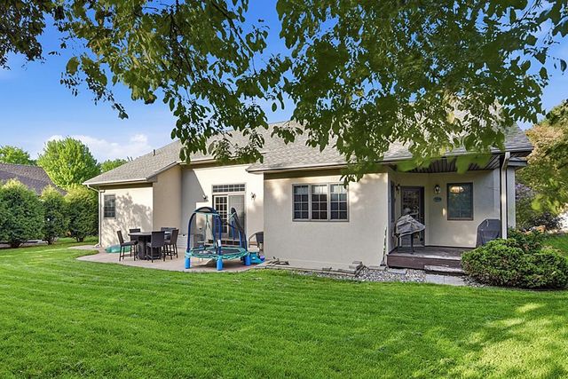 11 Moon Circle, Saint Cloud, MN 56301