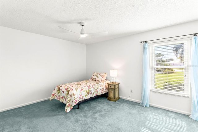 7410 8TH AVENUE W, Bradenton, FL 34209