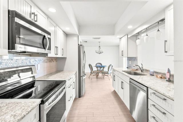 7410 8TH AVENUE W, Bradenton, FL 34209